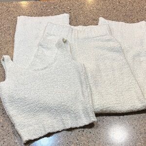 SKIMS Cozy collection in the color bone or cream Size S/M